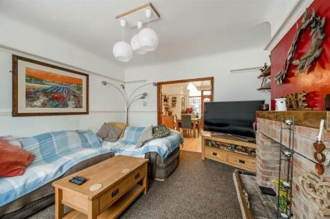 Living Room Reverse.jpg