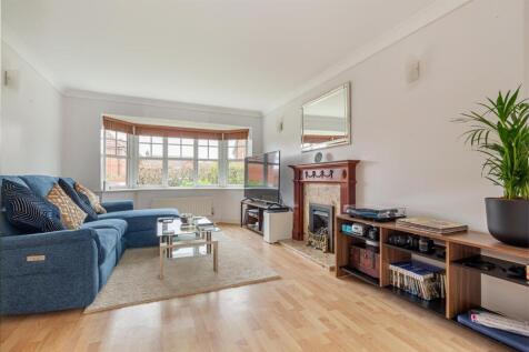 Living-room-1.jpg