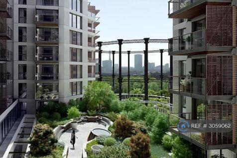 Courtyard Garden (Apartment To The Right)
