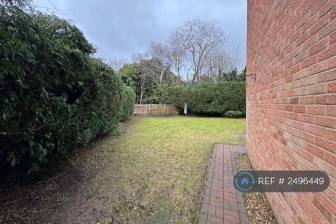 Side Walkway To Rear Garden