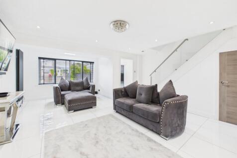 Open Plan Lounge and Dining Room