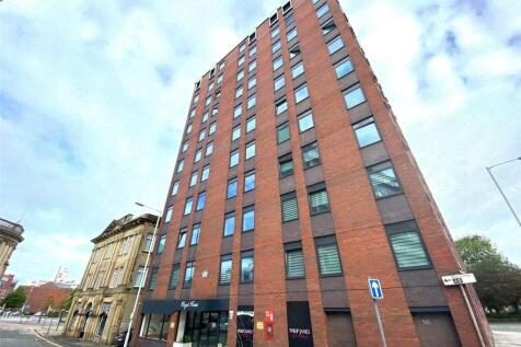 3-bed flat on Regal House, Duke Street, Stockport, Greater Manchester, SK1, £1,375/mo