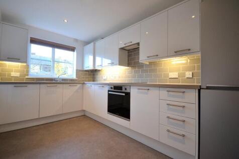 Kitchen / Dining