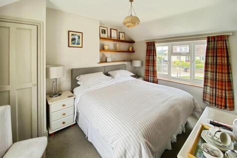 bc4fc8b9-8-463D-9F04-79E8752A777B-1791-000000CC800