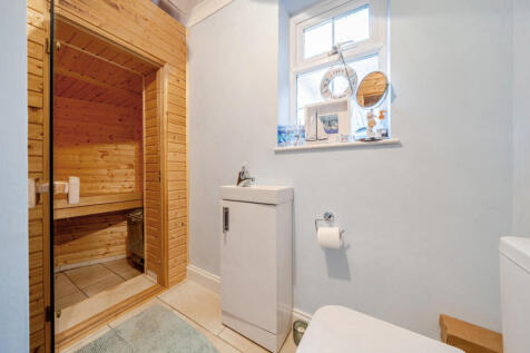 ]1382390-24-69172...