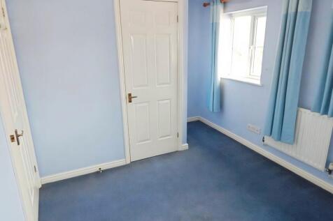 Beauchamp Drive, Amesbury, SP4 photo 3