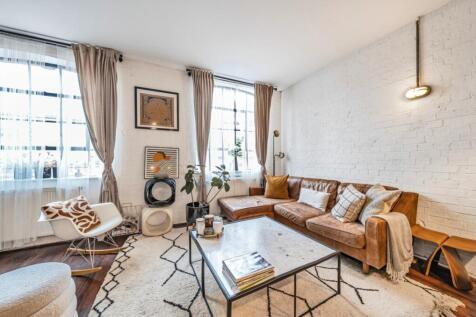 1075335 (2)