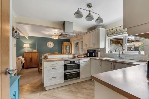 Lounge / Diner / Kitchen