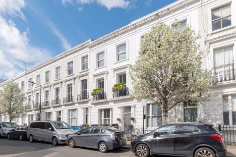 3-bed flat on Amberley Road - Three Bed Duplex / Garden, £3,650/mo