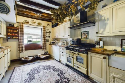 CAM02127G0-PR0167-STILL002