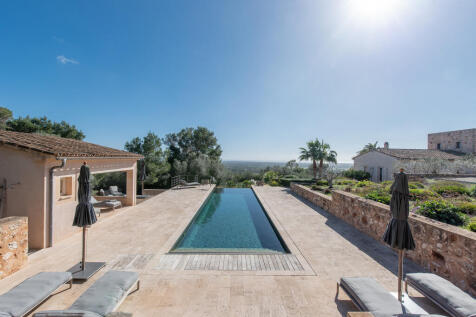 Pool area