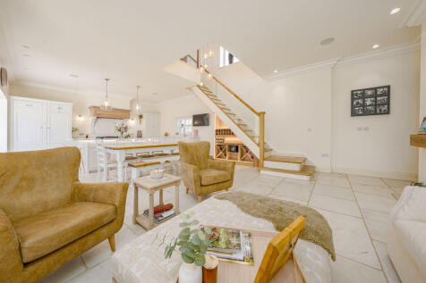 Living open plan area 