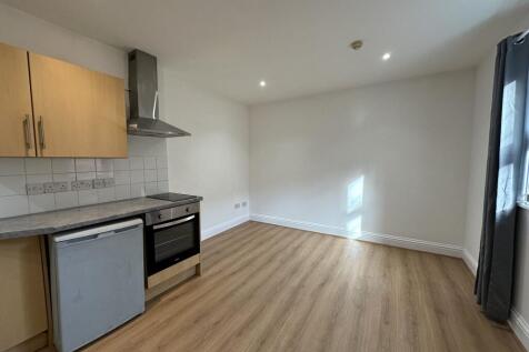 Churchill Road, Bournemouth,  photo 2