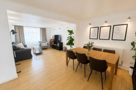Roseby Way, Bedford photo 3