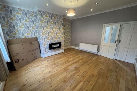 Coronation Street, Greetland photo 5