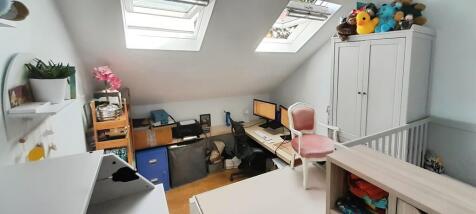 8216d7ff-WhatsApp...