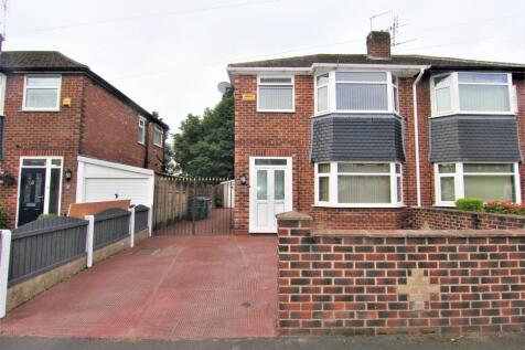 3 bed house to rent Peebles Drive, Manchester M40