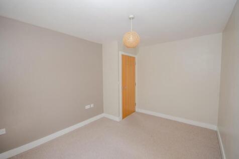 Bedroom one pic 2.jpg