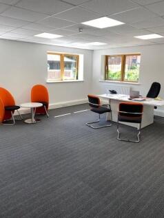Office to rent Image 7