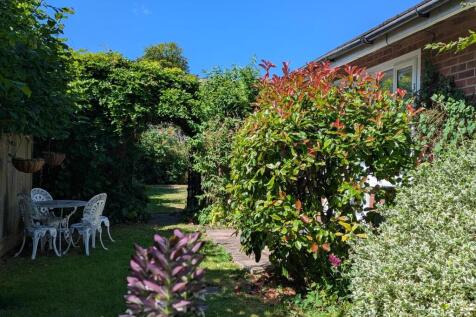 Exterior Photo c.jpg