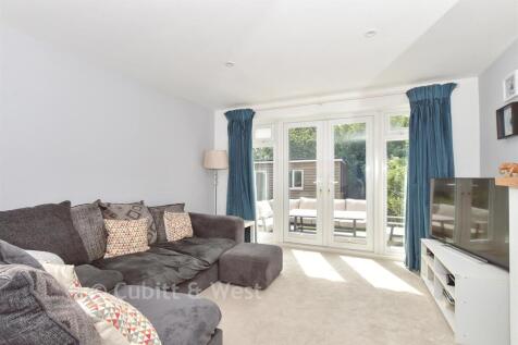 Cranleigh, GU6 - property photo