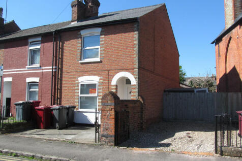 4-bed semi-detached on Carnarvon Road, Reading, Berkshire, RG1, £2,300/mo