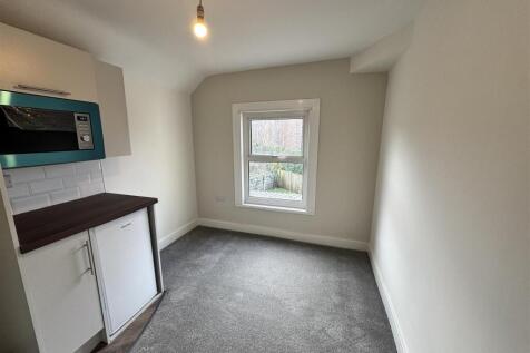 FLAT 5  (16).JPG
