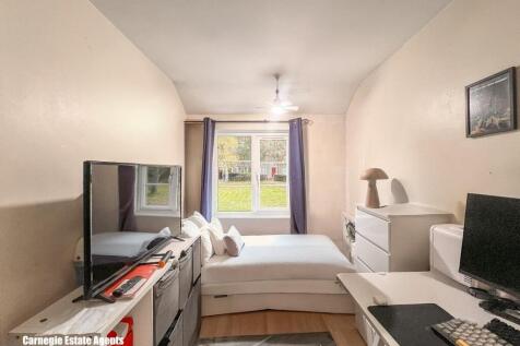 Knighstifeld 258-09.jpg