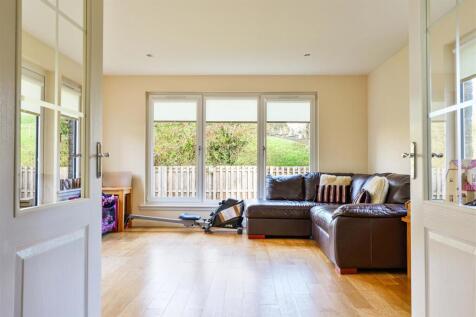 11- Sitting Room.jpg