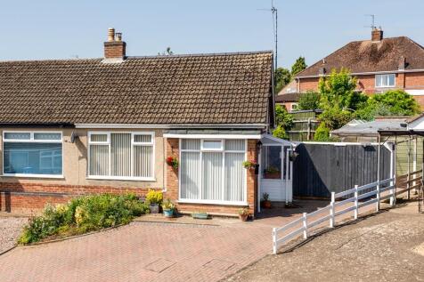 16 Nepcote Close - new front shots (2 of 2).jpg