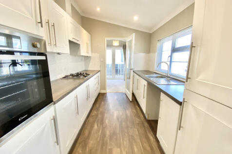 Fitted Kitchen