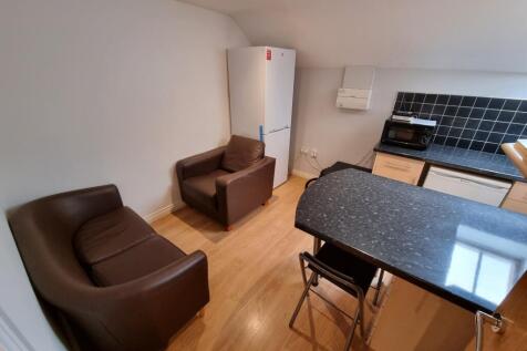 Flat 5, Alexander House, LEAMINGTON SPA photo 3
