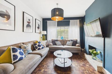 CAM02854G0-PR0403...