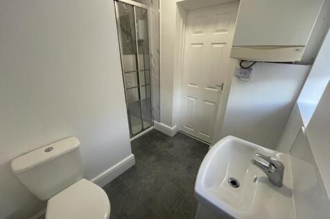 Further Shower Room