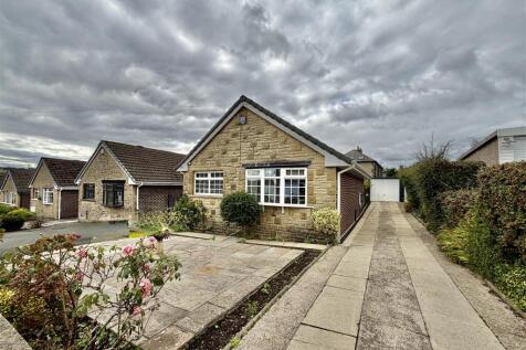 OUTSIDE FRONT, DRIVEWAY AND PARKING