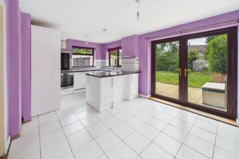 Highfield Drive, Kirk Hallam, Derbyshire, DE7 photo 5