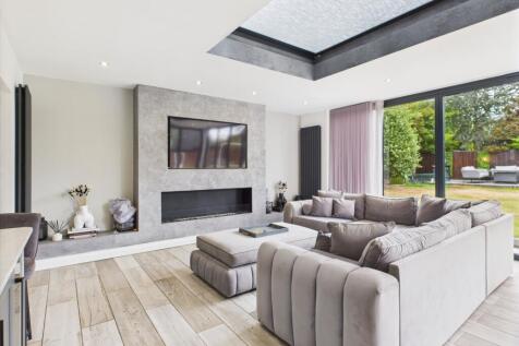 Kingsdown Close Weston, Weston, Crewe, CW2 5FX photo 4
