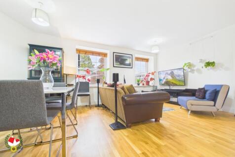 Kitchen/Living Area