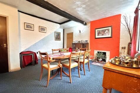 Dining Room 533