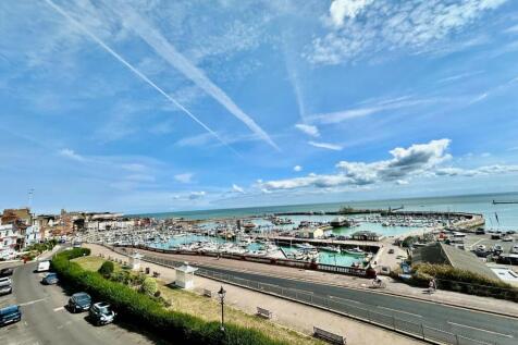 Nelson Crescent, Ramsgate photo 5