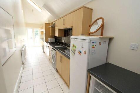 Tachbrook Road, Leamington Spa, Warwickshire, CV31 photo 3