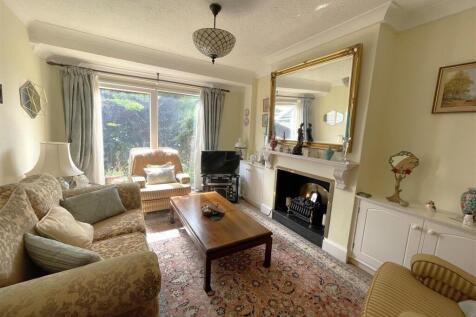 Living Room.jpeg