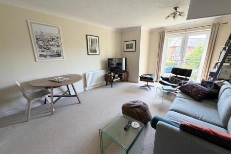 living room 1.jpg