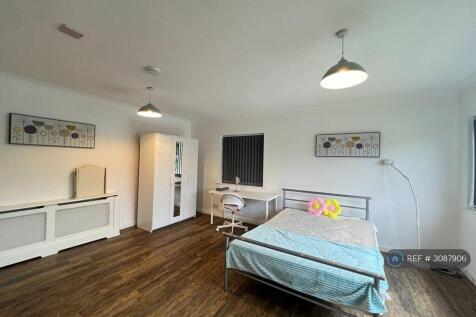 Aldrin Way, Coventry, CV4 photo 2