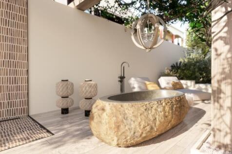 0_Option_Outdoor_Spa