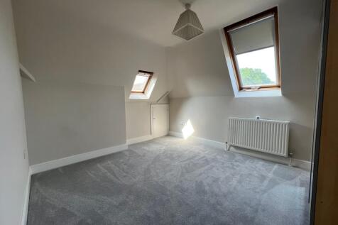 Queens Road, Weybridge, Surrey, KT13 photo 4