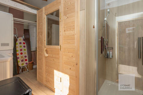 Utility/Shower Room