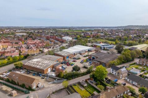 Lawrence Way Ind Estate - Dunstable-227.jpg
