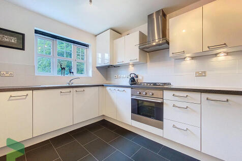 Fitted Dining Kit...