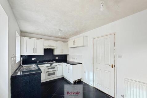 Larkspur Drive, Evesham, WR11 photo 4